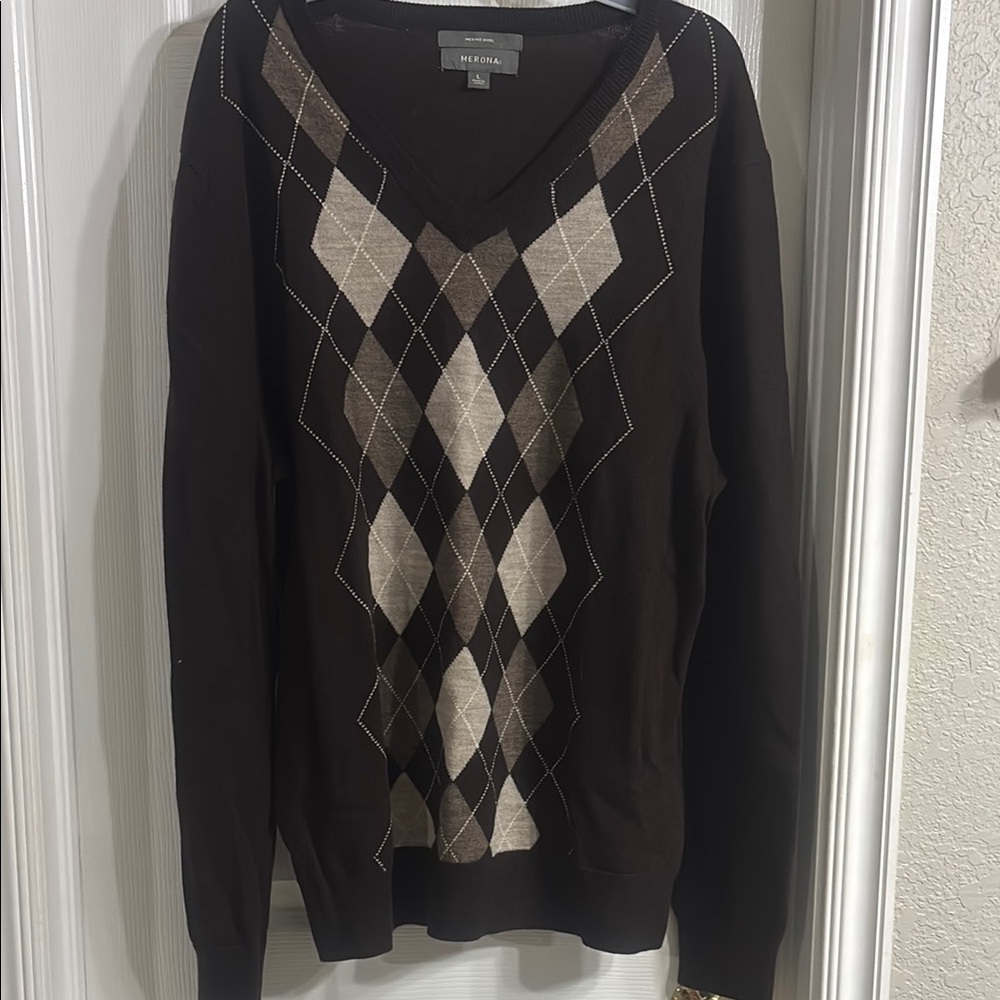 Merona Black V-Neck Argyle Sweater